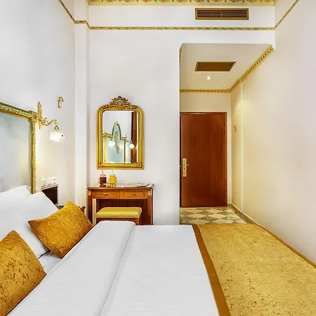 Imperial Palace Classical Otel 4*